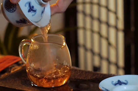 喝普洱茶生气吗？