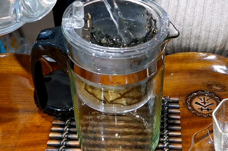 能喝一夜红茶吗？