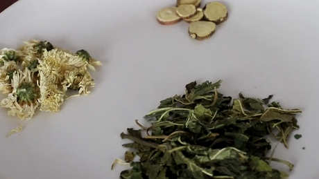 甘草茶的做法
