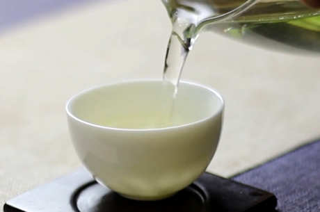 如何选择白茶的好坏？