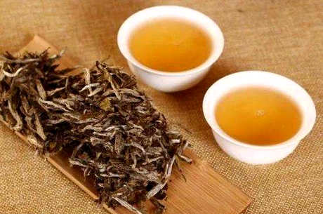 湿气重的人不能喝什么茶