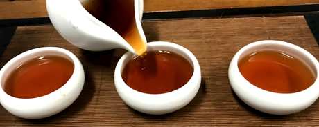 女性是喝生普洱茶还是熟普洱茶？