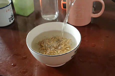 金银花泡水的作用和功效