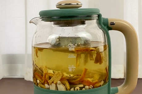 自制荷叶减肥茶