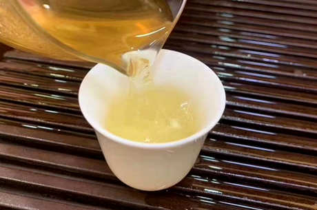 鸭屎香是什么香型？
