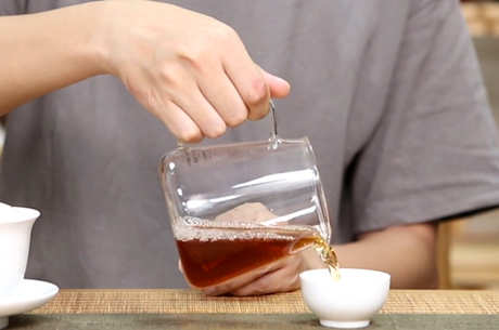 喝茶牙会变黄吗？