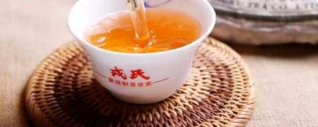 蟒蛇青古树茶的特点