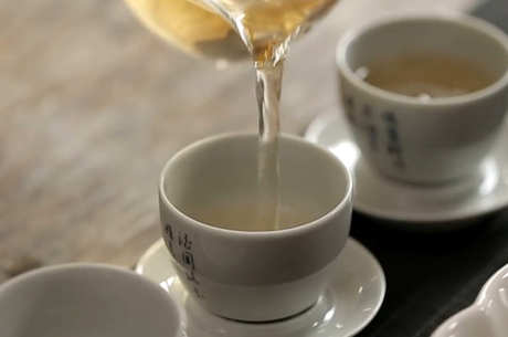 白莺山古树茶的特点