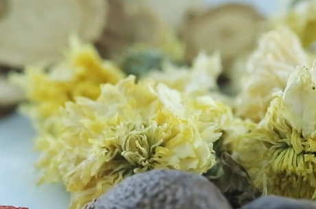 五类人不能喝菊花茶