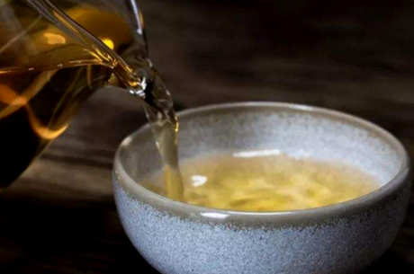 易武曼撒古树茶的特点