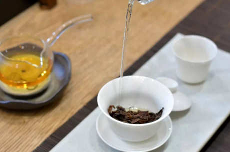 正确泡普洱茶七个步骤