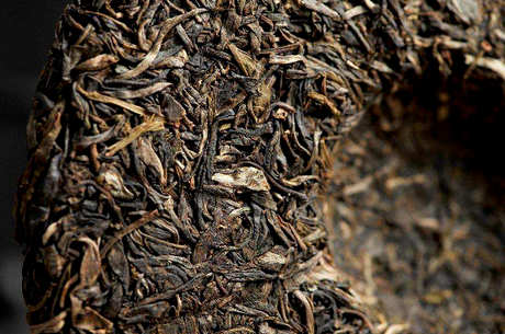 普洱生茶好还是熟茶好？