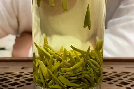 四川竹叶青茶的特点