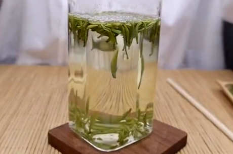 四川竹叶青茶的特点