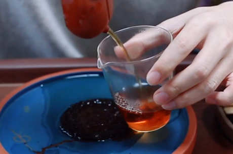 谁适合喝红茶？