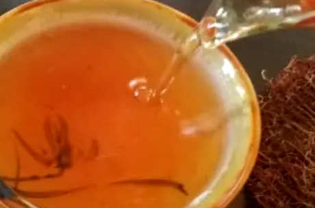 小户赛古树茶的特点