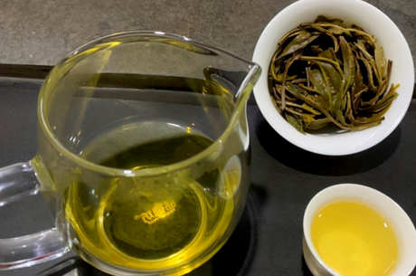 曼松王子山古树茶的特点