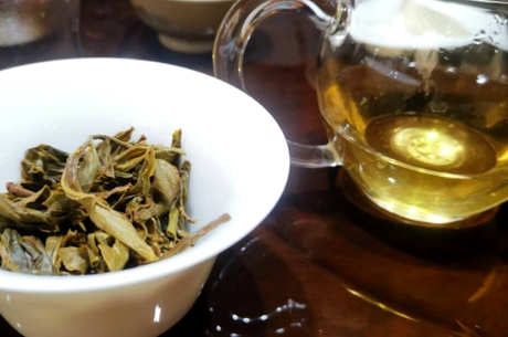 如何处理茶叶锁喉？