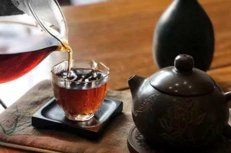 普洱茶锁喉是什么意思？