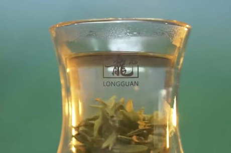 龙井茶应该用多少度的水泡？