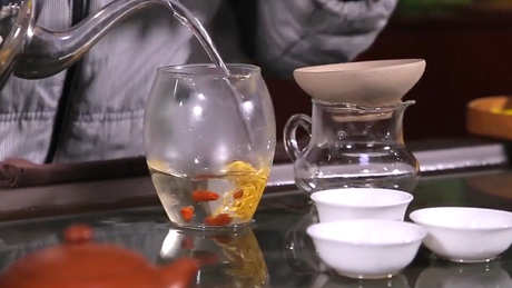什么茶最适合秋天喝？