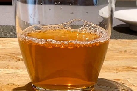 晚上泡的茶第二天能喝吗？