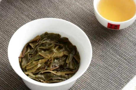 云南下关沱茶生茶熟茶的区别