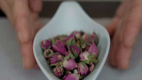 冬天喝什么花茶好？