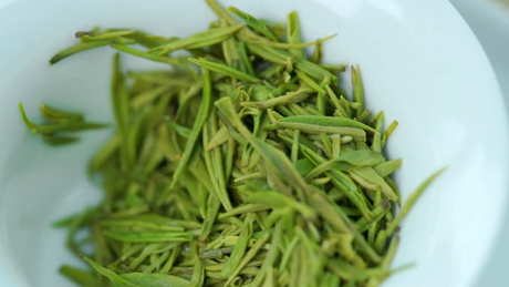 如何对龙井茶进行分级？