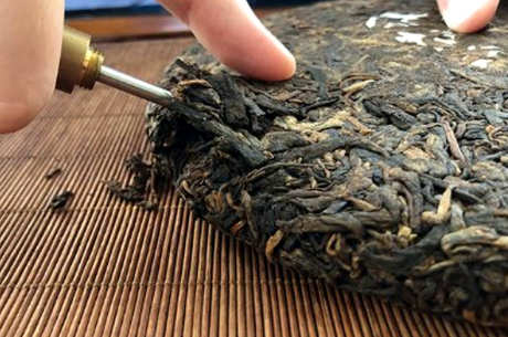 老曼峨普洱茶的口味特点