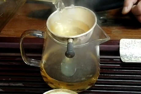 秋天喝什么茶比较好
