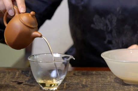 第一次用紫砂壶怎么处理？