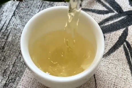 乌龙茶和铁观音的区别