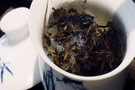 老曼峨普洱茶是生茶还是熟茶