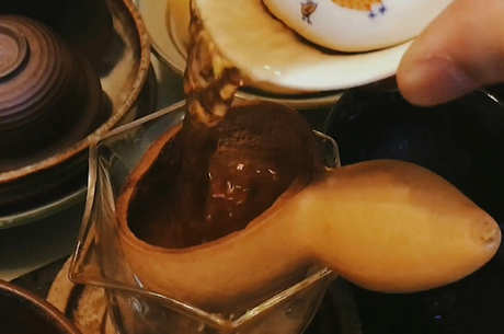 正确冲泡武夷肉桂茶的方法