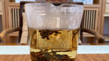 第一泡红茶要倒掉吗？