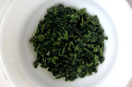 如何区分铁观音春茶和秋茶？