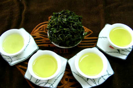 如何鉴别春茶和秋茶？