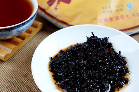 什么是普洱红茶？