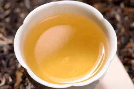 曼松和冰岛普洱茶的区别