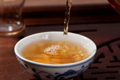 绿茶和普洱茶的区别
