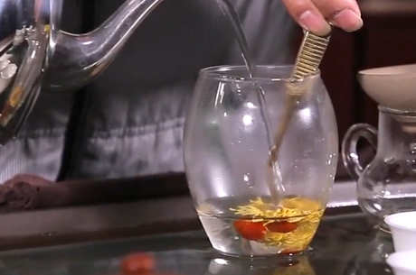 什么季节更适合菊花茶？