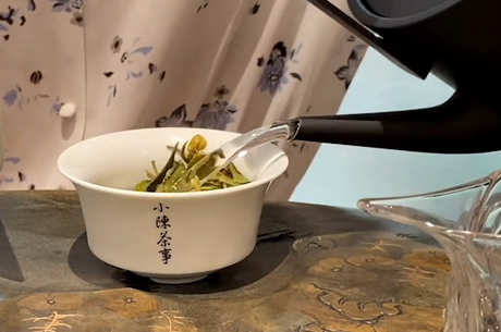 鹤冲天茶属于什么茶？