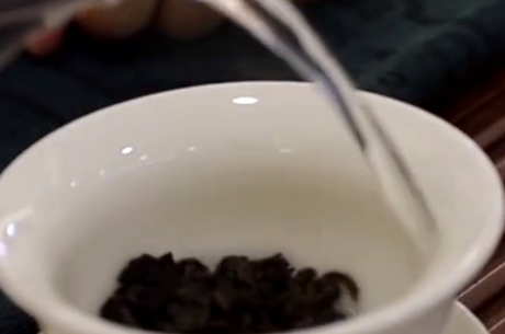 铁观音泡茶的水温是多少？