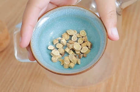 黄芪泡水能长期饮用吗？