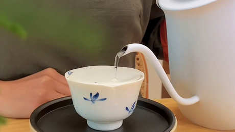 蜂蜜水多少度水温合适？