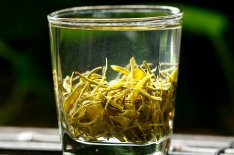 喝绿茶有什么好处和坏处？