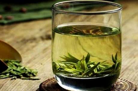 喝绿茶有什么好处和坏处？