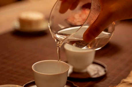 古人喝茶也是用沸水冲泡茶吗？
