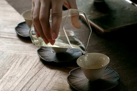 浓茶能解酒吗？